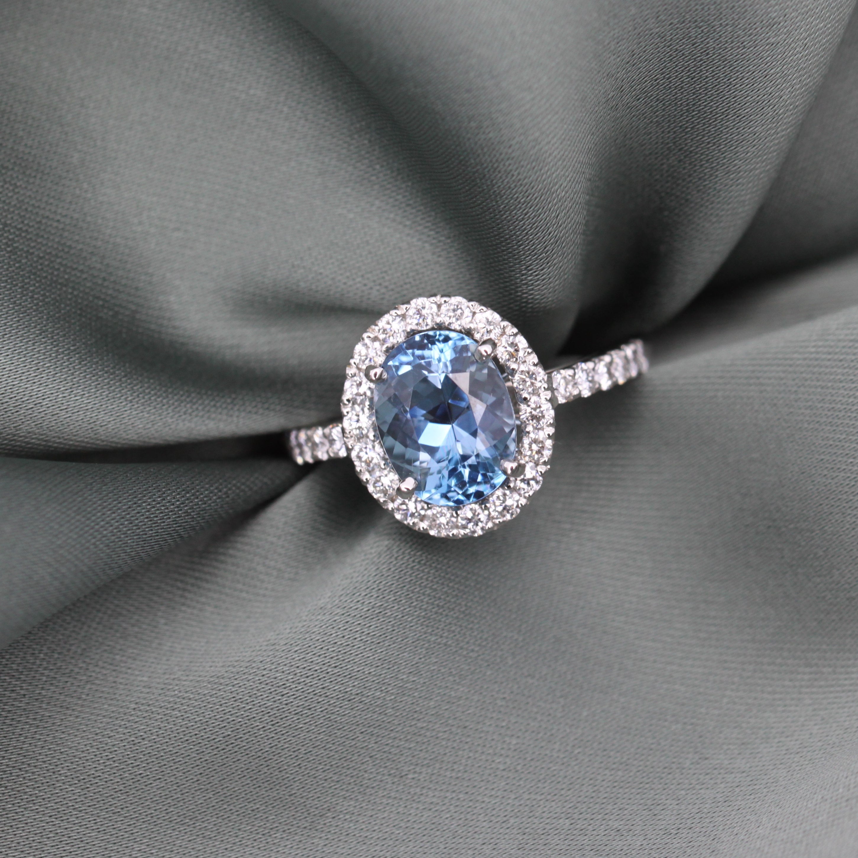 Santa maria hotsell aquamarine rings
